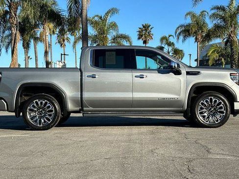 Used 2025 GMC Sierra 1500 Denali Ultimate image 3