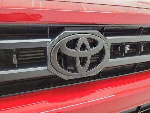 Used 2025 Toyota 4Runner SR5 RWD image 9