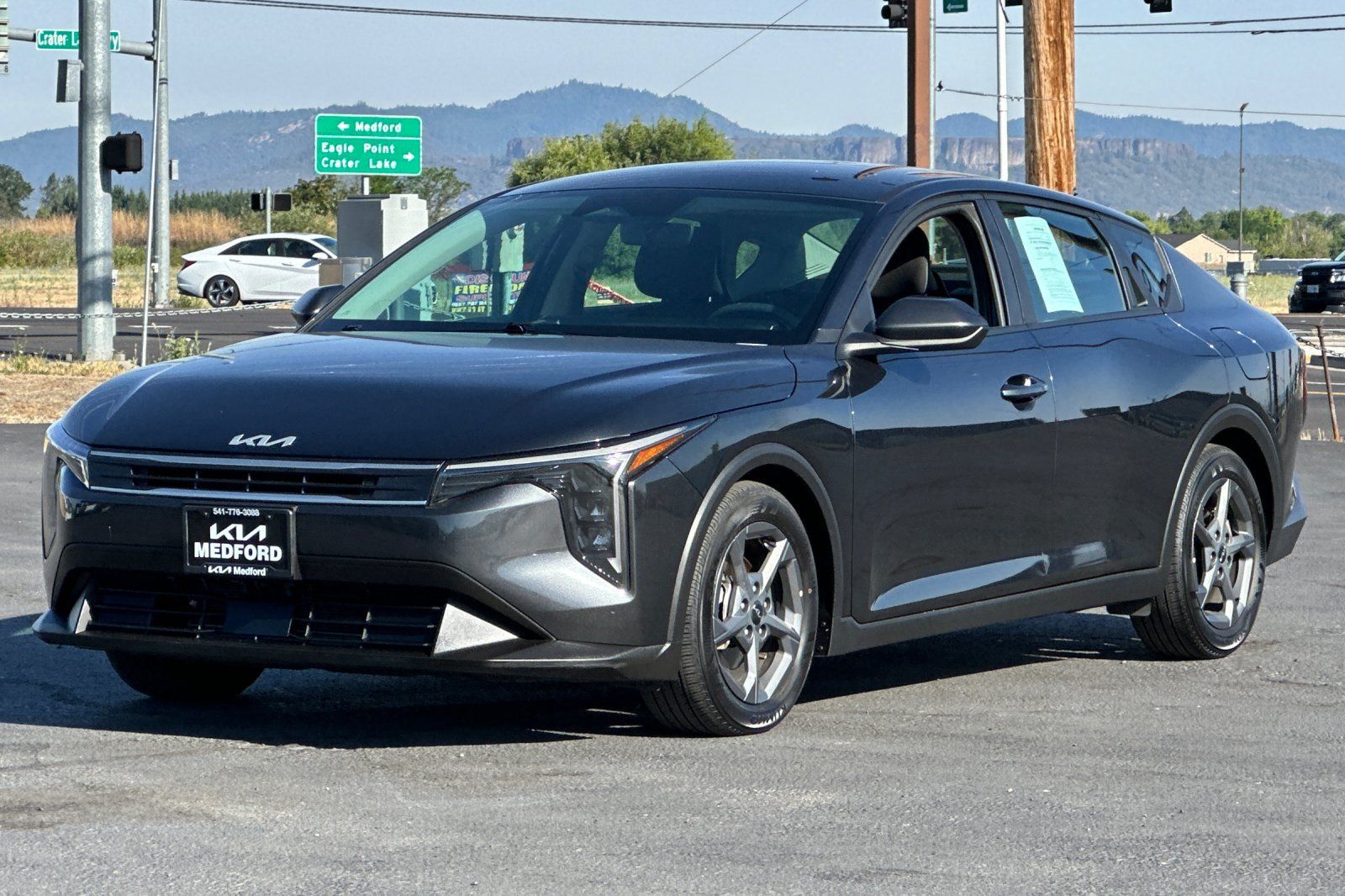 Used 2025 Kia K4 FWD image 9