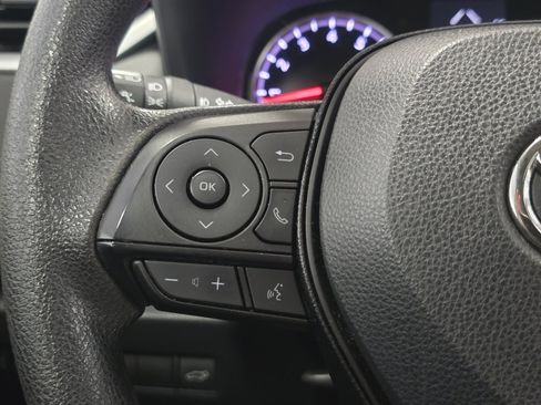 Certified 2020 Toyota RAV4 XLE w/ Convenience Package image 33