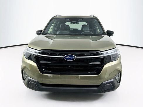 Used 2025 Subaru Forester Touring AWD/4WD image 5