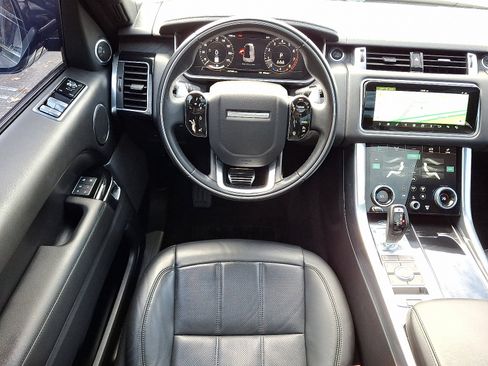 Used 2022 Land Rover Range Rover Sport HSE Dynamic image 4