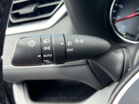 Used 2021 Toyota RAV4 XLE w/ Convenience Package AWD/4WD image 24