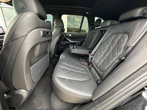 Used 2024 BMW X5 xDrive40i w/ Premium Package AWD/4WD image 20