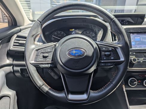 Used 2021 Subaru Crosstrek 2.0i Premium w/ Moonroof Package AWD/4WD image 12