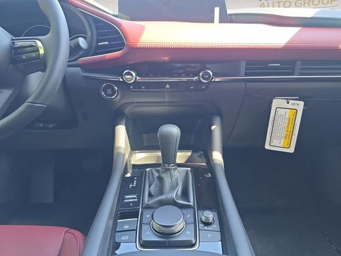 New 2026 MAZDA MAZDA3 Hatchback w/ Appearance Package AWD/4WD image 11