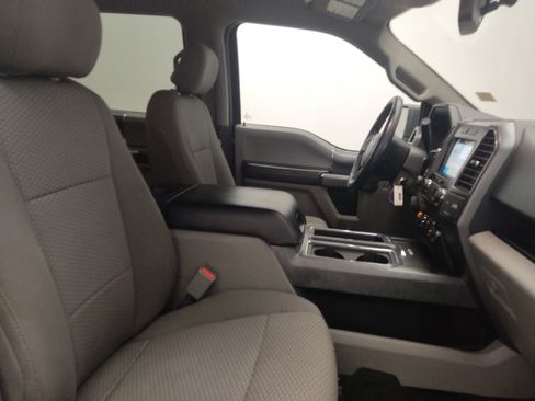Used 2017 Ford F150 XLT w/ Equipment Group 302A Luxury AWD/4WD image 21