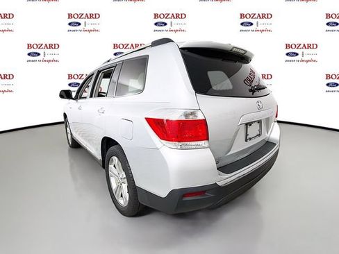 Used 2013 Toyota Highlander Limited FWD image 6
