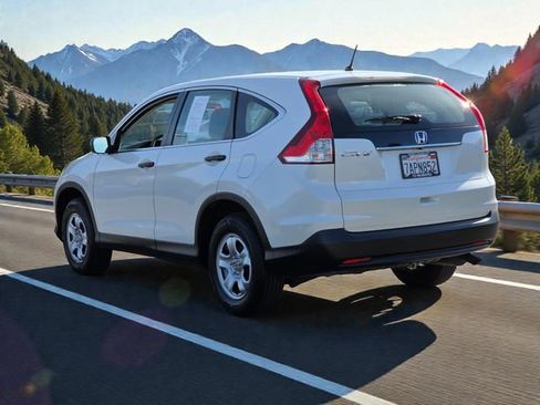 Used 2013 Honda CR-V LX image 4