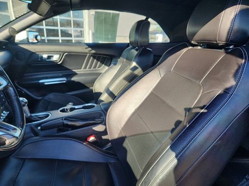 Used 2023 Ford Mustang Premium image 22