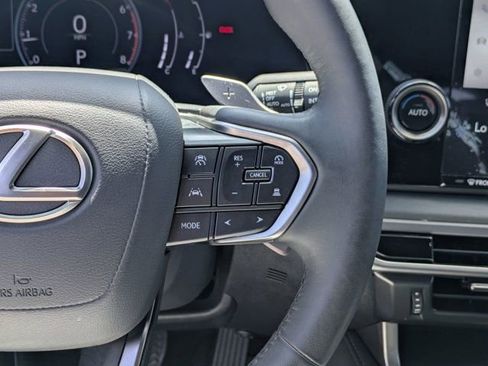 Used 2024 Lexus RX 350 FWD w/ Technology Package image 20