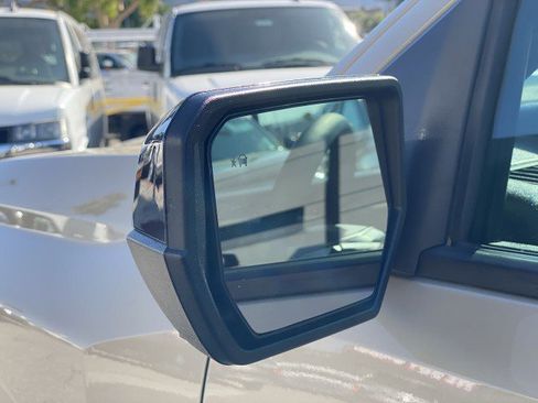 Used 2024 Chevrolet Colorado Z71 w/ Z71 Convenience Package 2 image 20