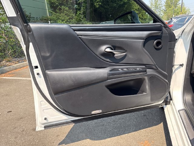 Used 2021 Lexus ES 250 AWD/4WD image 15
