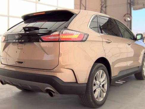Used 2021 Ford Edge Titanium w/ Cargo Accessory Package FWD image 3