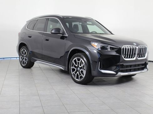Used 2025 BMW X1 xDrive28i w/ Convenience Package image 7