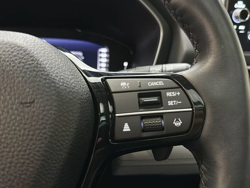 Certified 2024 Honda Pilot Elite image 34