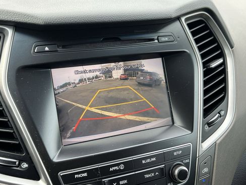 Used 2017 Hyundai Santa Fe Limited image 20