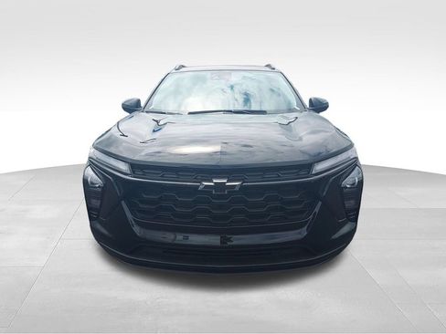 New 2026 Chevrolet Trax LT w/ Driver Confidence Package FWD image 8