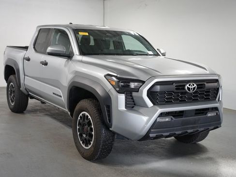 Used 2024 Toyota Tacoma TRD Off-Road AWD/4WD image 3