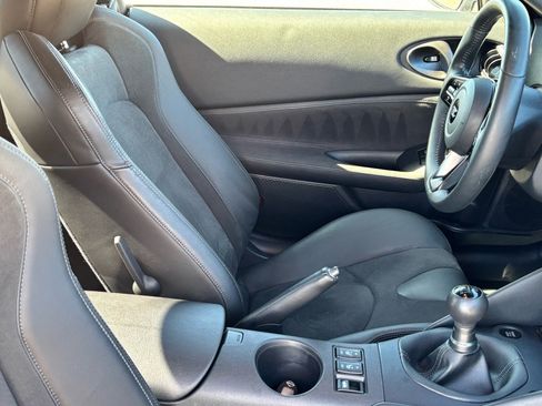 Certified 2024 Nissan Z Performance w/ Floor Mat Package image 10