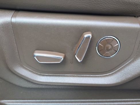 Used 2020 Ford F250 King Ranch w/ King Ranch Ultimate Package image 11