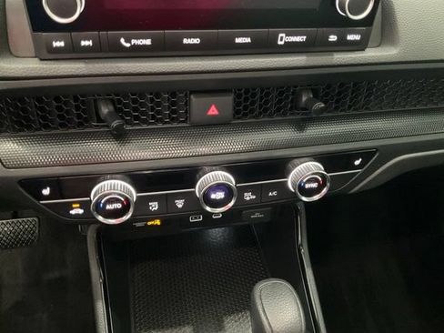 Certified 2024 Honda CR-V EX image 15