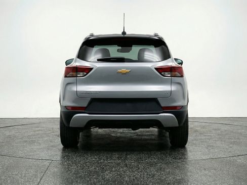 Used 2025 Chevrolet TrailBlazer LT image 7