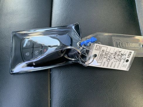 Used 2021 Chevrolet Tahoe LT image 37