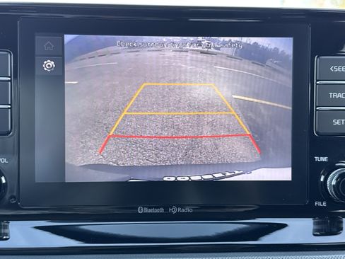 Used 2023 Kia Seltos LX image 13