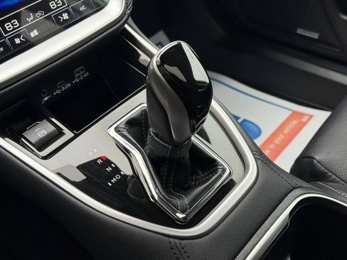 Used 2024 Subaru Outback Limited image 24