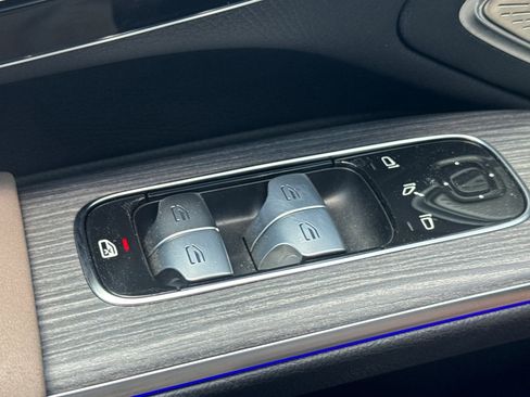 Certified 2023 Mercedes-Benz EQS 580 4MATIC Sedan image 13