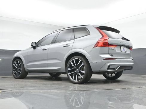 Used 2024 Volvo XC60 B5 Ultimate w/ Protection Package Premier AWD/4WD image 16
