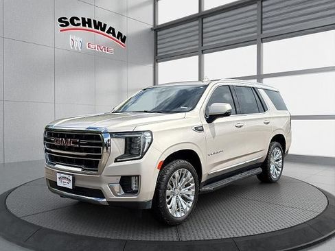 Used 2021 GMC Yukon SLT w/ SLT Luxury Plus Package AWD/4WD image 8