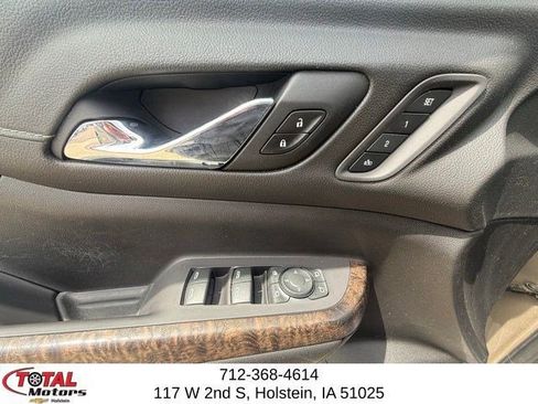 Used 2022 GMC Acadia Denali w/ LPO, Floor Liner Package AWD/4WD image 19
