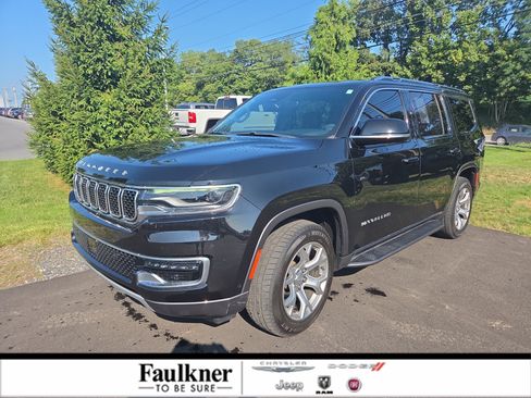 Used 2022 Jeep Wagoneer Series II AWD/4WD image 1