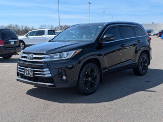 Used 2019 Toyota Highlander Limited video 2