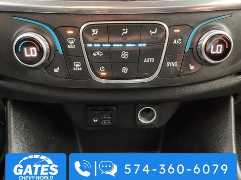 Used 2020 Chevrolet Traverse RS w/ LPO, Floor Liner Package AWD/4WD image 23