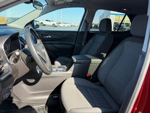 Used 2023 Chevrolet Equinox LT FWD image 11