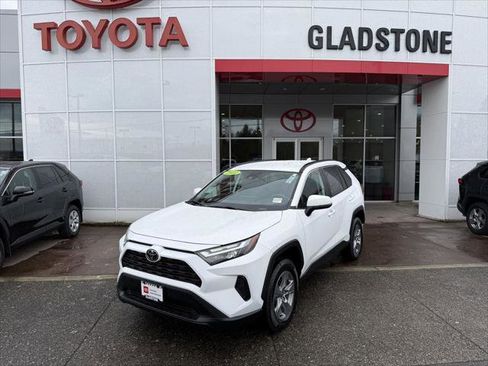 Certified 2022 Toyota RAV4 XLE image 1