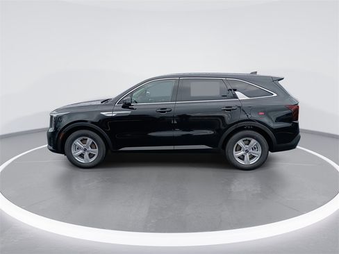 New 2026 Kia Sorento LX image 5