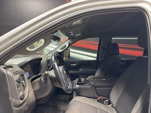 Used 2022 Chevrolet Silverado 3500 LT w/ Convenience Package AWD/4WD image 4