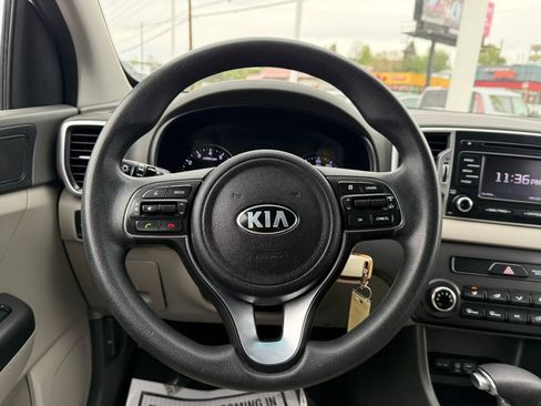 Used 2017 Kia Sportage LX AWD/4WD image 28