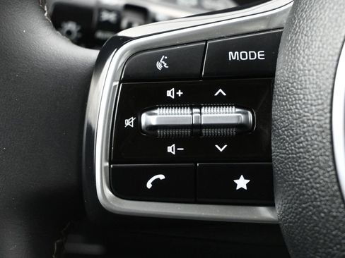 Used 2024 Kia Sorento X-Line EX image 6