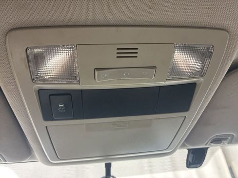 Used 2017 Toyota Tacoma SR5 image 19