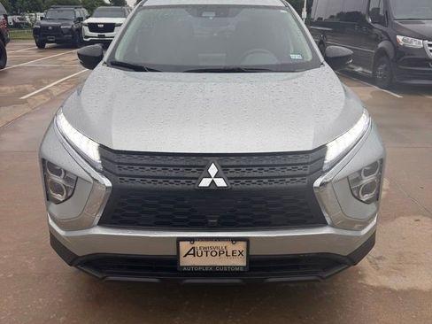 Used 2024 Mitsubishi Eclipse Cross LE AWD/4WD image 1