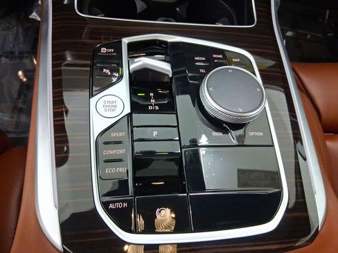 New 2026 BMW X5 sDrive40i w/ M Sport Package image 16