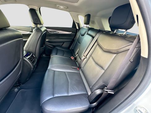Used 2018 Cadillac XT5 Premium Luxury image 26
