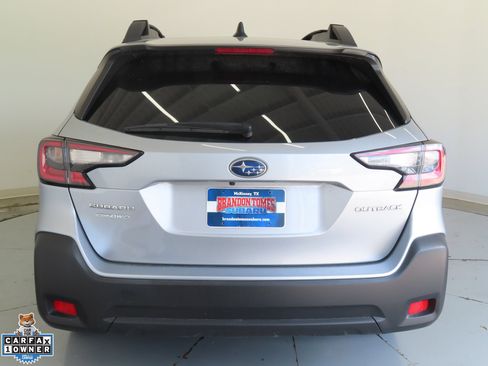 Used 2024 Subaru Outback Premium AWD/4WD image 4