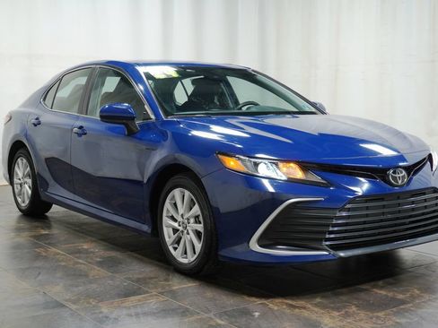 Used 2024 Toyota Camry LE FWD image 1