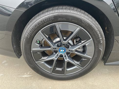 Used 2024 BMW i4 eDrive35 w/ Premium Package image 24